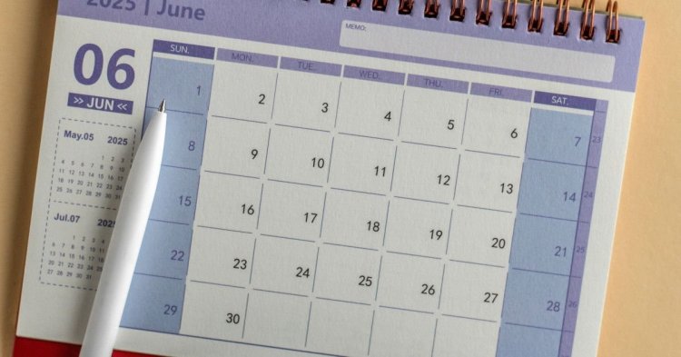 Zile libere Rusalii 2025. Când pică şi cât durează noua minivacanţă pentru bugetari