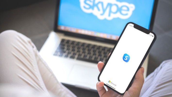 După 23 de ani în care a conectat oameni din întreaga lume, Skype s-a închis oficial 