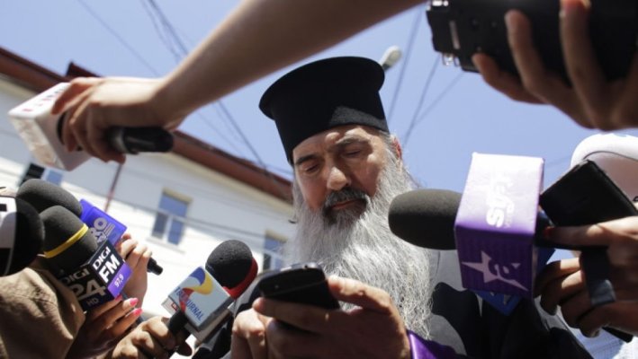 Arhiepiscopul Tomisului așteaptă 'mana cerească' a judecătorilor în dosarul de corupție
