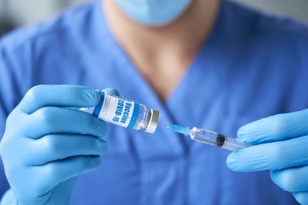 Asistente pedepsite cu... muncă în folosul comunității la biserică, pentru vaccinări „la chiuvetă“