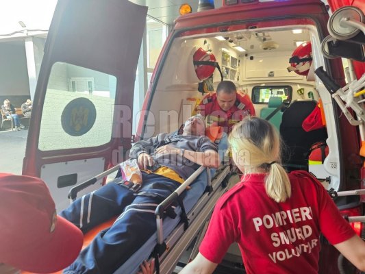Victimele accidentului feroviar din Gara Constanța, aduse la spital. Video