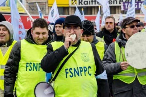 Polițiștii anunță protest la poarta Palatului Cotroceni!  Administrația Prezidențială ignoră vocea sindicatelor!