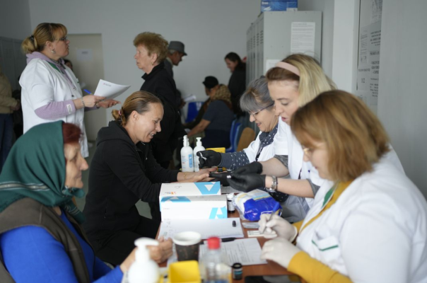 Controale medicale gratuite pentru boli cardiovasculare, diabet zaharat și obezitate. Vizați sunt locuitorii din General Scărișoreanu și  Țepeș Vodă 
