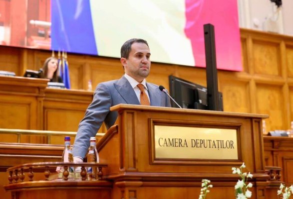 Ministrul Transporturilor a trimis Corpul de Control la RAR Alba Iulia în cazul mașinii electrice carbonizate din București
