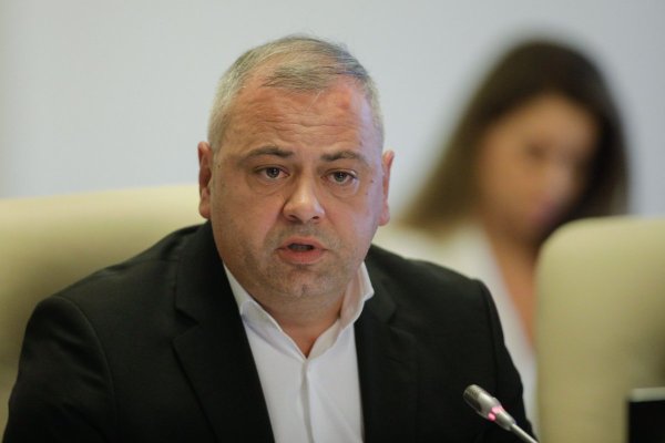 Guvernul a aprobat prelungirea plafonării adaosului comercial pentru alimentele de bază, până la 30 septembrie 2025