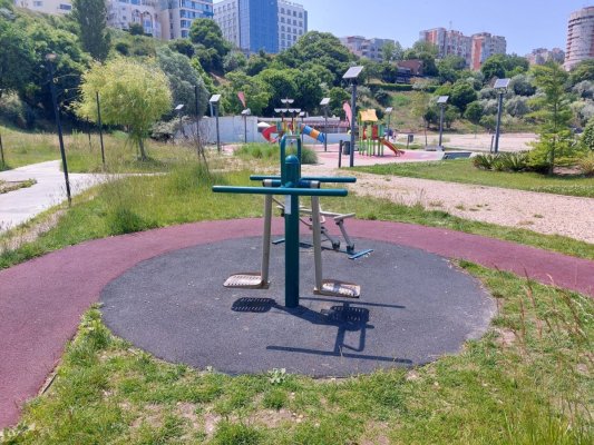 Parcul de fitness de la Modern, inaugurat în 2021, a ajuns de râsul turiștilor. Video 