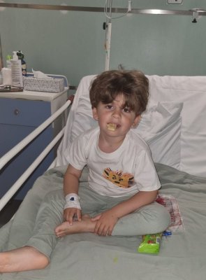 Apel umanitar! Un copil de 3 ani din Constanța, diagnosticat cu cancer al sistemului limfatic, are urgent nevoie de ajutor