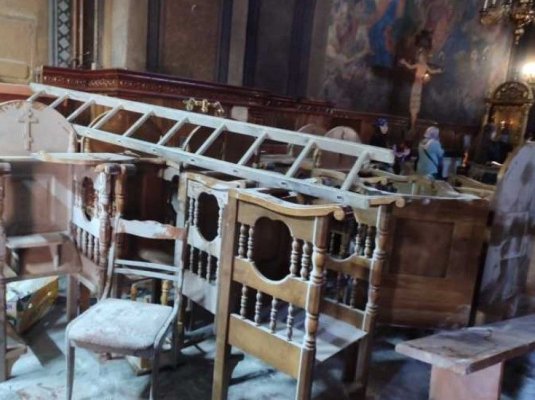 Scandal la Catedrala Mitropolitană din Cernăuți. Mai multe persoane au fost rănite. Video