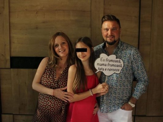 Urare emoționantă a lui Adrian Velea pentru soția sa, de ziua ei. Ce nume au ales cei doi pentru fiul lor