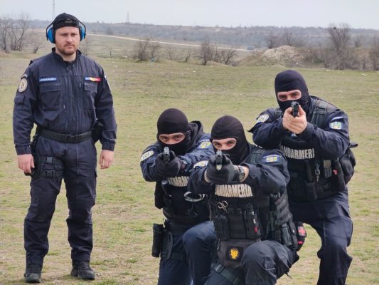 Recrutare candidați pentru Academia de Poliție „Alexandru Ioan Cuza”, specializarea Jandarmi