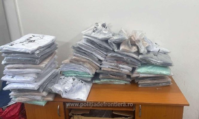 Produse susceptibile a fi contrafăcute, în valoare de peste 180.000 de euro, confiscate de poliiștii de frontieră