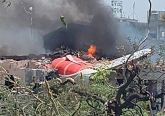 Cine este unicul supraviețuitor al tragediei aviatice din India. Video