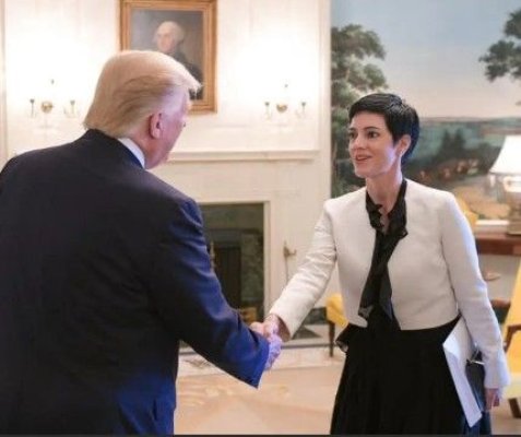 Delia Dinu rămâne în echipa lui Nicușor Dan