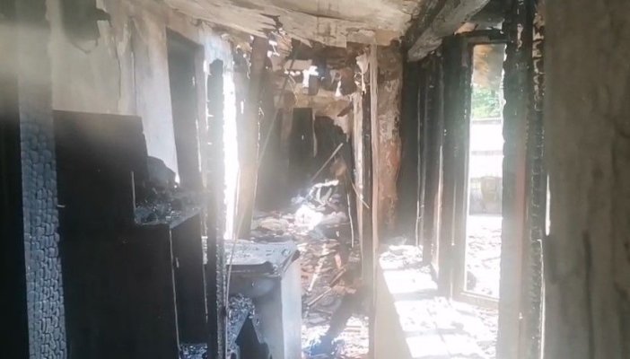 Trupul carbonizat al unui copil de 9 ani a fost găsit într-o casă incendiată