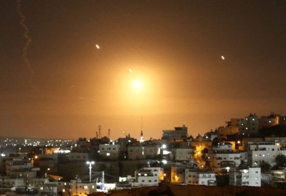  Zeci de răniți după atacurile furibunde ale Iranului în Israel. Video