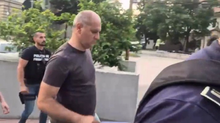 Şeful ISCTR Timişoara, un coordonator şi doi inspectori de trafic, arestaţi peventiv pentru luare de mită