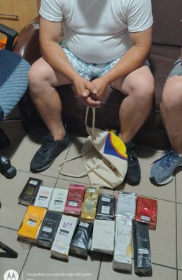 Jandarmii constănțeni au prins trei bărbați care vindeau parfumuri contrafăcute