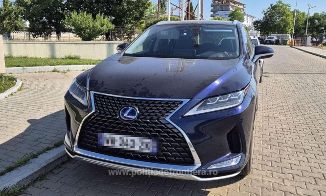 Un SUV furat din Spania, descoperit la Mangalia de polițiștii Gărzii de Coastă. Video
