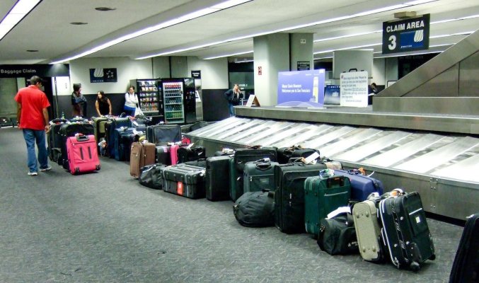 Limita bagajului de mână în UE a fost stabilit. Ce limite vor fi nevoite să impună companiile aeriene 