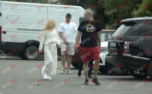 Cine este blonda misterioasă pentru care Alex Pițurcă ar face orice