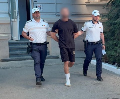 Recidivist din București, reținut după ce a circulat cu mașina prin Costinești, fără permis