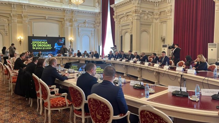Statul Român reia lupta cu traficul și consumul de droguri în școli și licee
