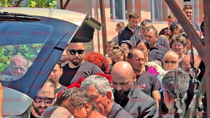 Teodora Marcu, tânăra ucisă cu sânge rece, condusă pe ultimul drum! Video 