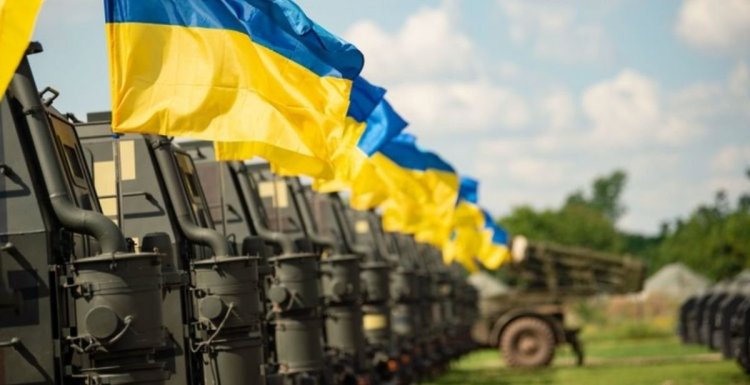 Fără ajutor militar, Ucraina atârnă de un fir de ață.