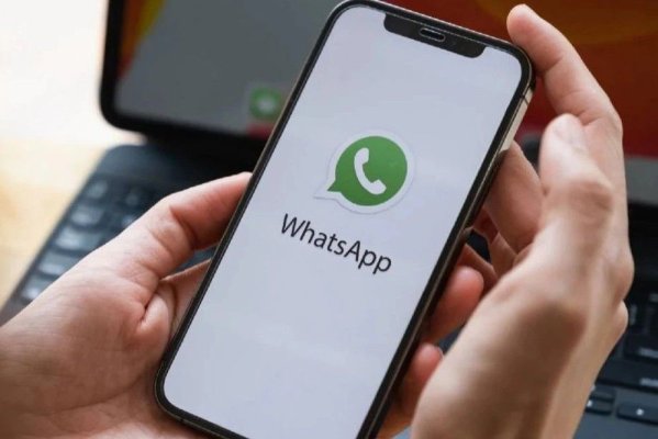 WhatsApp introduce reclame pe aplicație. Unde va apărea publicitatea