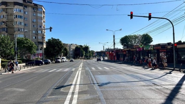 Sistem modern de semaforizare la trecerea de pietoni de pe strada Soveja, în zona pieței Tomis III 