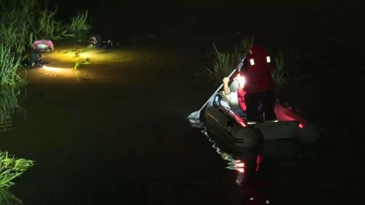 Grav accident naval, în Delta Dunării! Patru persoane au murit, după ce o ambarcațiune cu turiști la bord s-a răsturnat