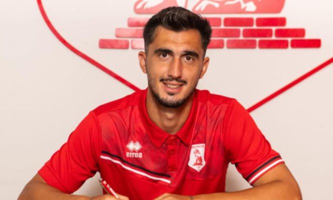 Fotbal: Andrei Ivan a semnat cu clubul grec Panserraikos