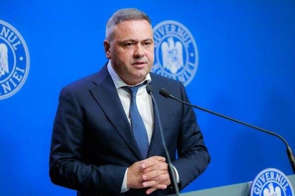 Fost ministru al Agriculturii susține că ar consuma carne de oaie bolnavă: Nu afectează sănătatea