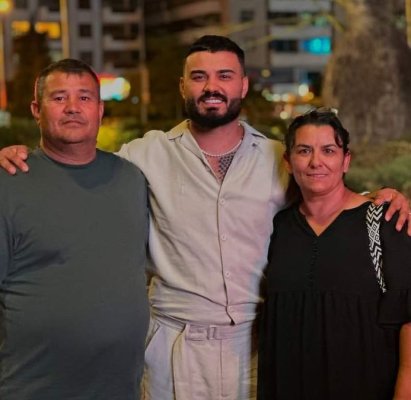 Replici tăioase între Jador și familia lui. „Nu îmi doream să ajungi cântăreț”