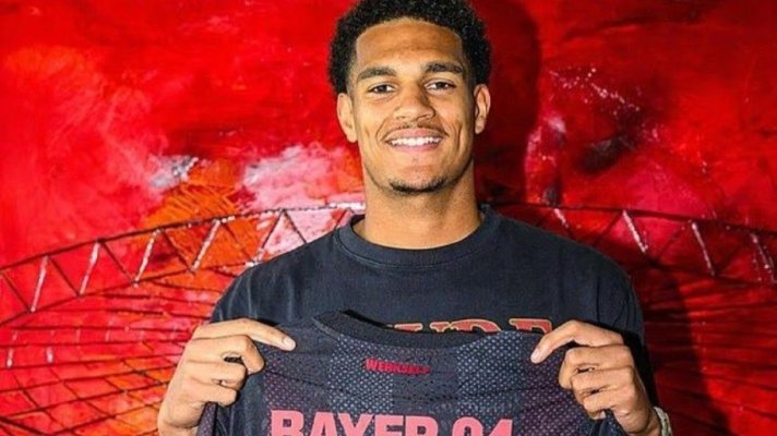 Leverkusen dă lovitura pe piaţa transferurilor, îl ia pe Quansah de la Liverpool 