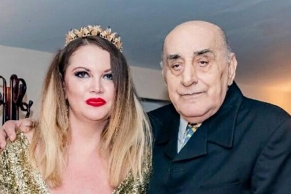 Oana Lis o duce din ce în ce mai greu cu banii. Cât a plătit pentru a repara o pereche de pantofi