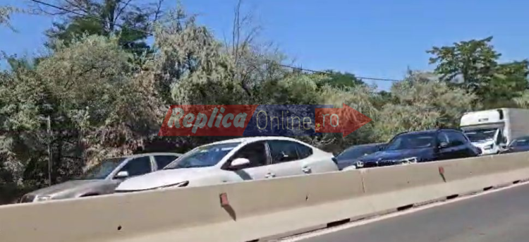 Atenție, șoferi! Trafic infernal pe tronsonul de drum Agigea - Eforie Nord. Video