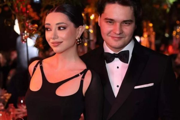 Selly și iubita lui s-au mutat în casă nouă! Smaranda s-a ocupat de amenajarea locuinței