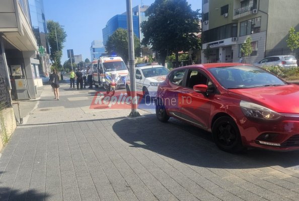 Accident rutier, la intersecția bd. Mamaia cu strada Făgetului. O persoană a ajuns la spital. Video