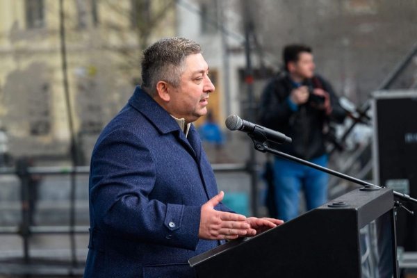 Începe scandalul în PNL. Alin Tișe: „Cooperativa trădătorilor a pus mâna pe partid“