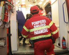 Un copil s-a electrocutat, după ce s-a urcat pe vagonul unui tren de marfă descompus