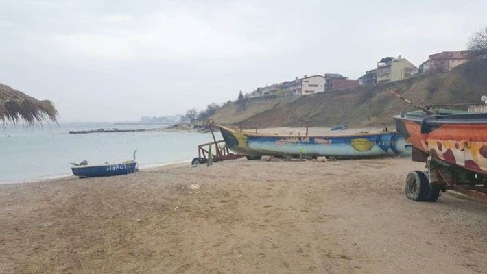 Plaja pescărească de la Agigea... aruncată în aer de incompetența Apelor Române