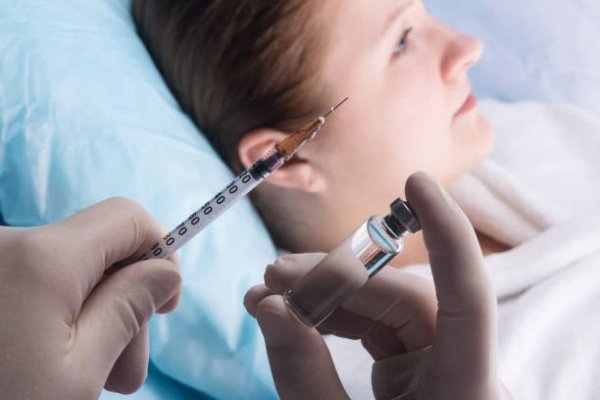 Injecții cu Botox contrafăcut: Ce boală au dezvoltat persoanele care au apelat la această procedură de înfrumusețare
