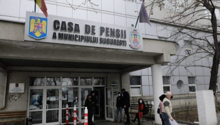 Un bărbat a intrat într-o Casă de Pensii din București și a stropit totul cu benzină, apoi a amenințat că le dă foc tuturor