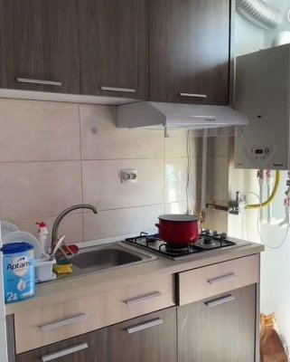 Ce a pățit o familie cazată în Mamaia, la prețul de 600 de lei pe noapte? Video