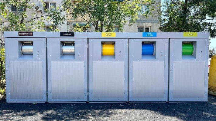 A început montarea primelor insule ecologice digitalizate care vor îmbunătăți sistemul de colectare a deșeurilor în municipiul Constanța