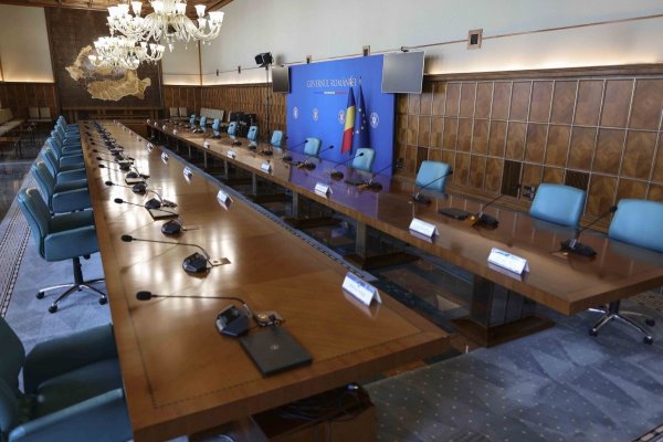 Ordonanța ”austerității” este pregătită la Guvern: Crește TVA, se impune CASS pentru pensii