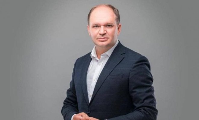 Primarul Chișinăului are interdicție de a intra în România