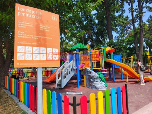 În vremuri caniculare, locurile de joacă pentru copii dacă nu  sunt închise... sunt mizerabile! Video 
