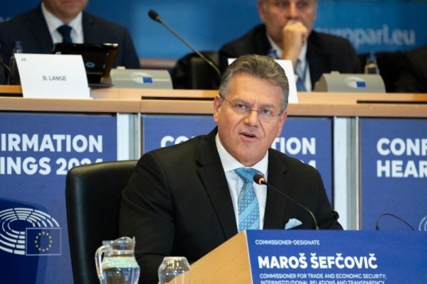 UE susține acordul comercial cu Trump: „Este mai bun decât un război cu Statele Unite“